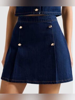 Ann Taylor Women’s Navy Denim Circle Skirt with Gold Buttons Size 16